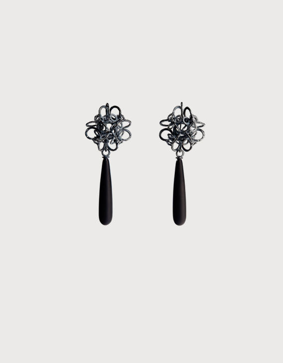 INTERSECTIONS#1 - EAR-RINGS 9, blackened silver, onyx - Nikolay Sardamov